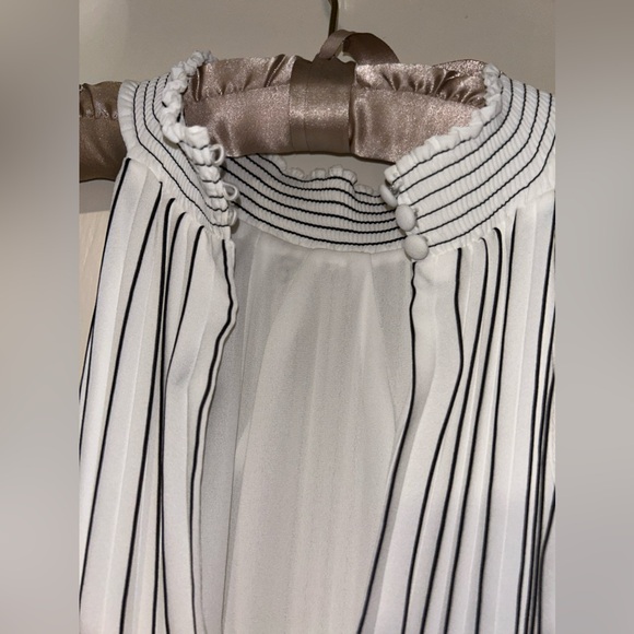 NWT WHITE HOUSE BLACK MARKET DRESS SIZE 4 - Picture 7 of 8